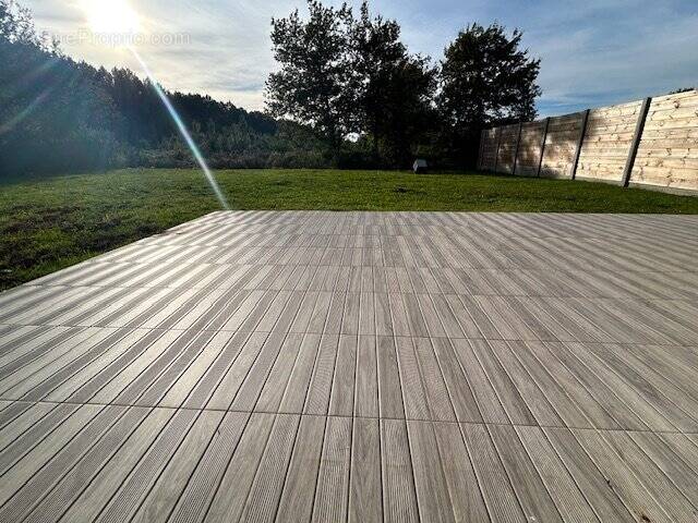 Maison à SAINTE-EULALIE-EN-BORN