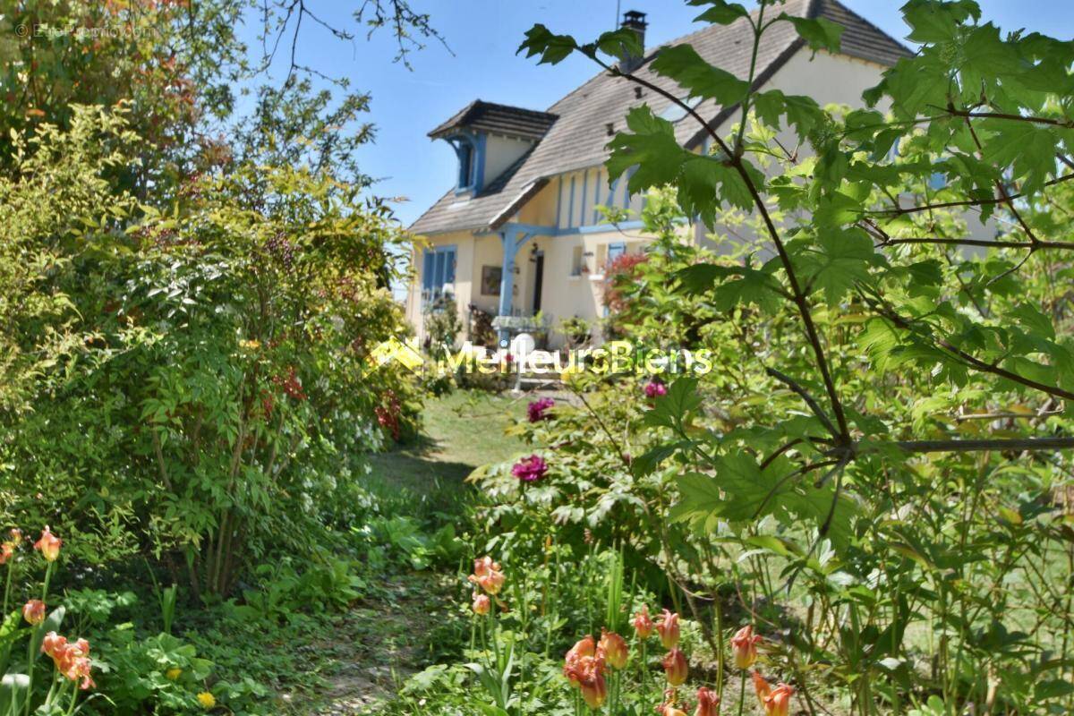 Maison à SAINTE-MAURE