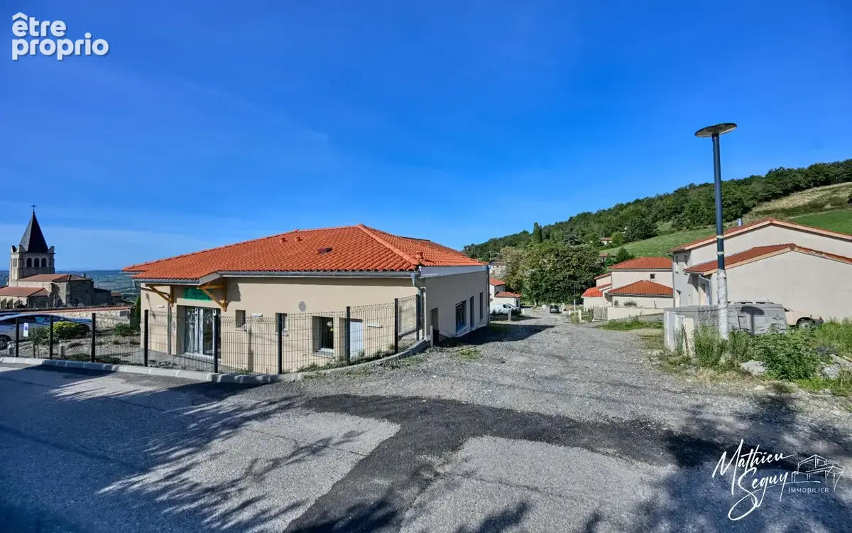 Terrain constructible dans un village convivial - photo 6