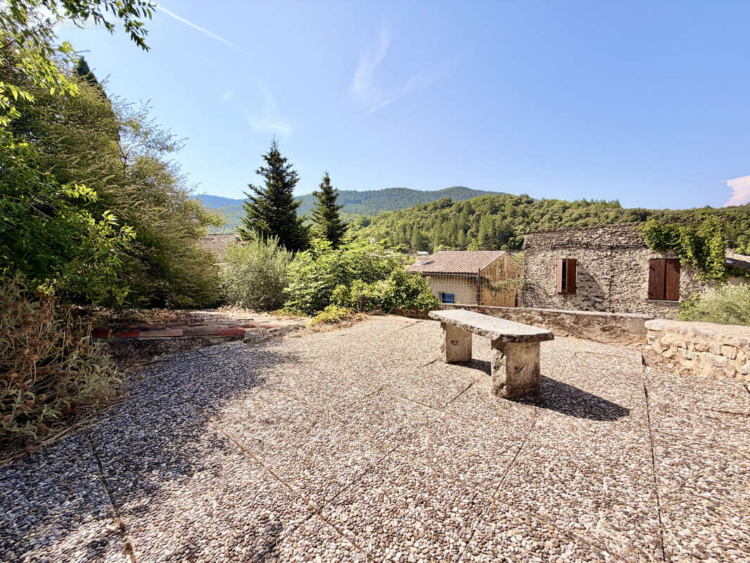 10mn de malaucene - belle maison avec jardin - photo 24
