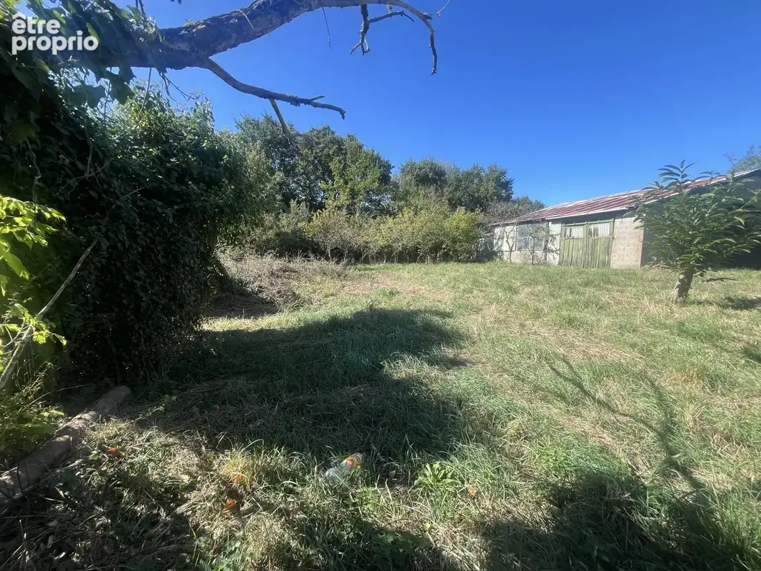Terrain 974 m² à vendre à Paulx (44270) - photo 1