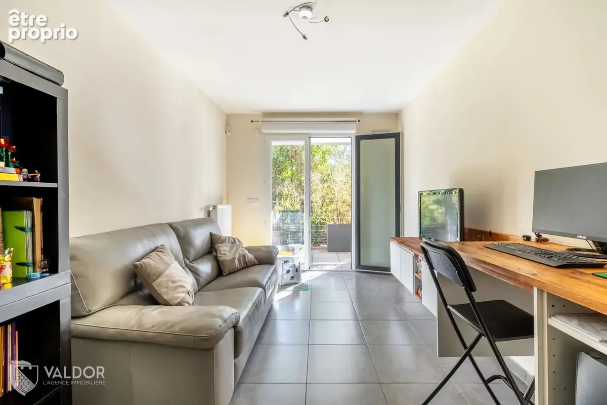 Appartement T3 – Grande terrasse - Garage - photo 4