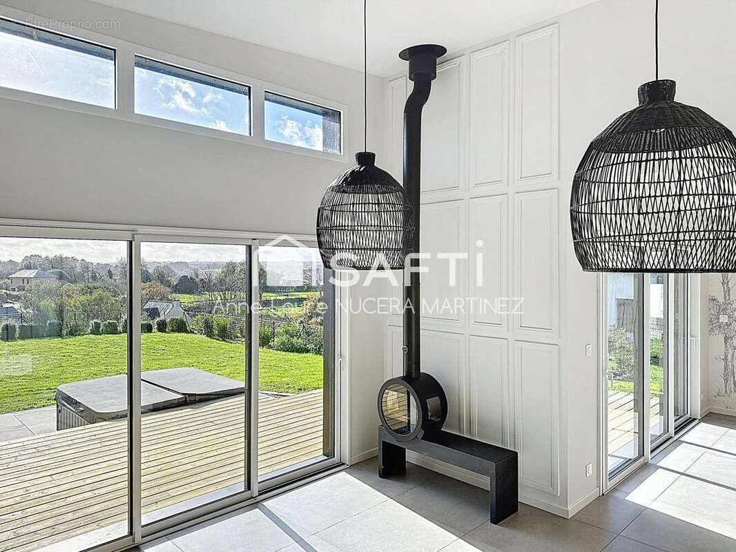 Photo 2 - Maison à LANNILIS