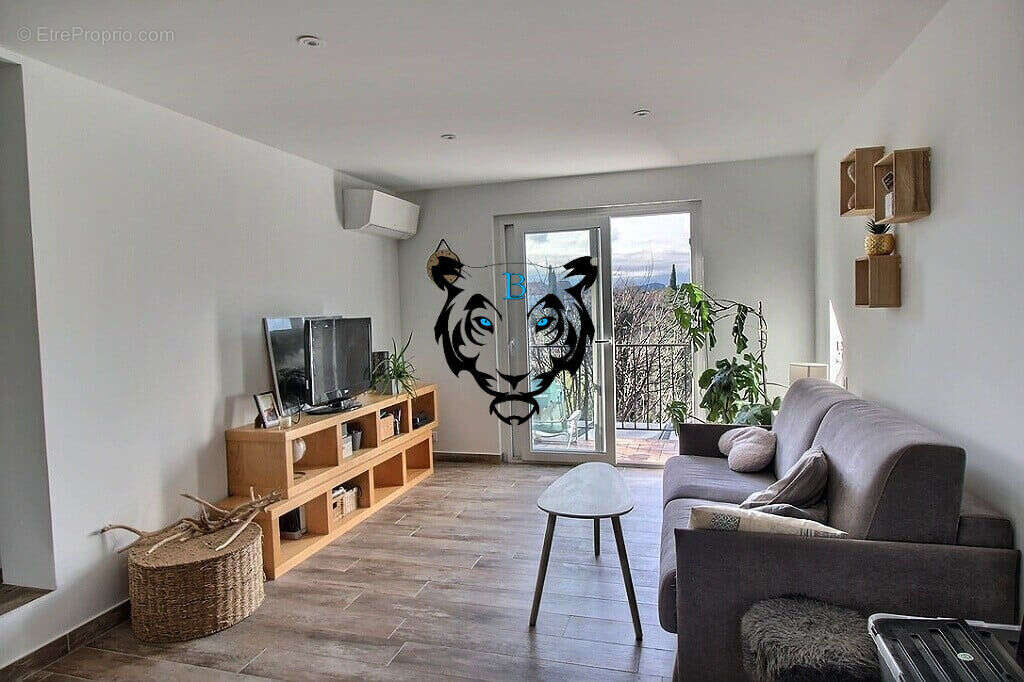 Maison à SAINT-PAUL-EN-FORET