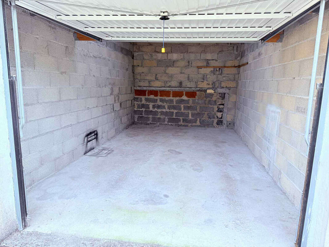 Maison à SAINT-SULPICE-ET-CAMEYRAC