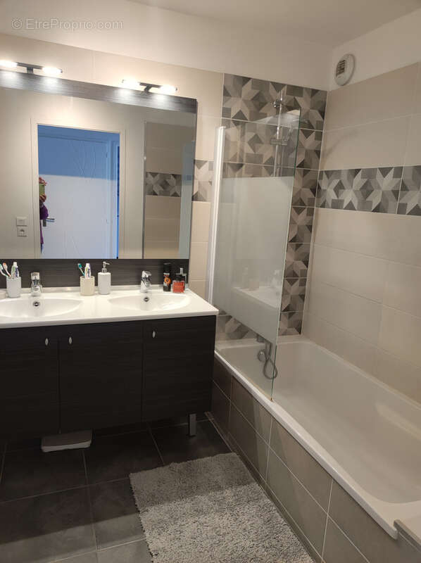 Appartement à AIX-LES-BAINS