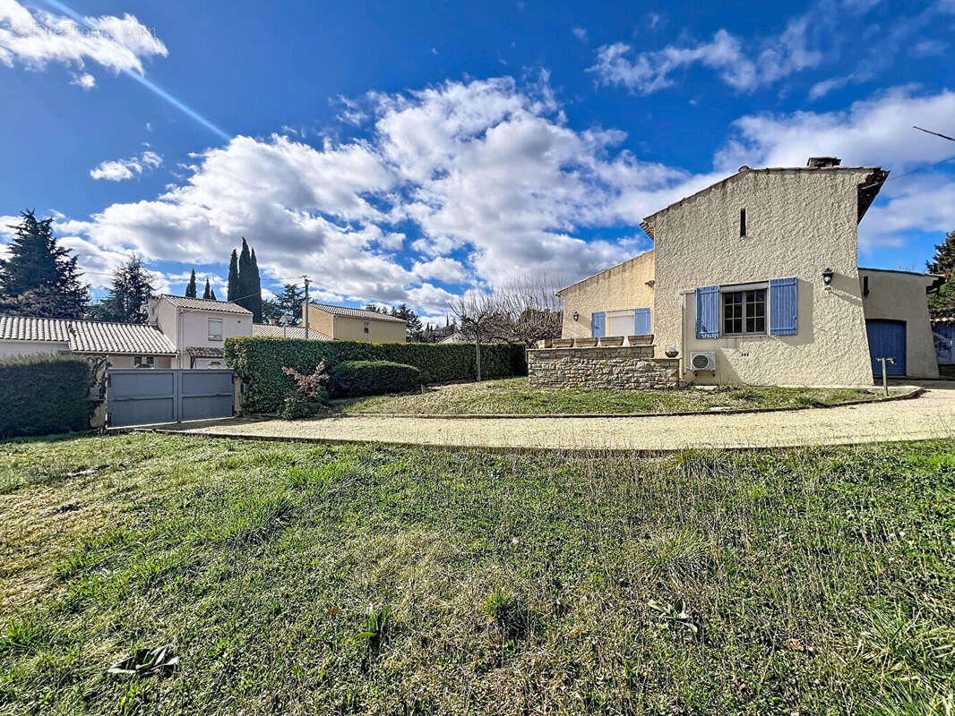 Maison à GREOUX-LES-BAINS