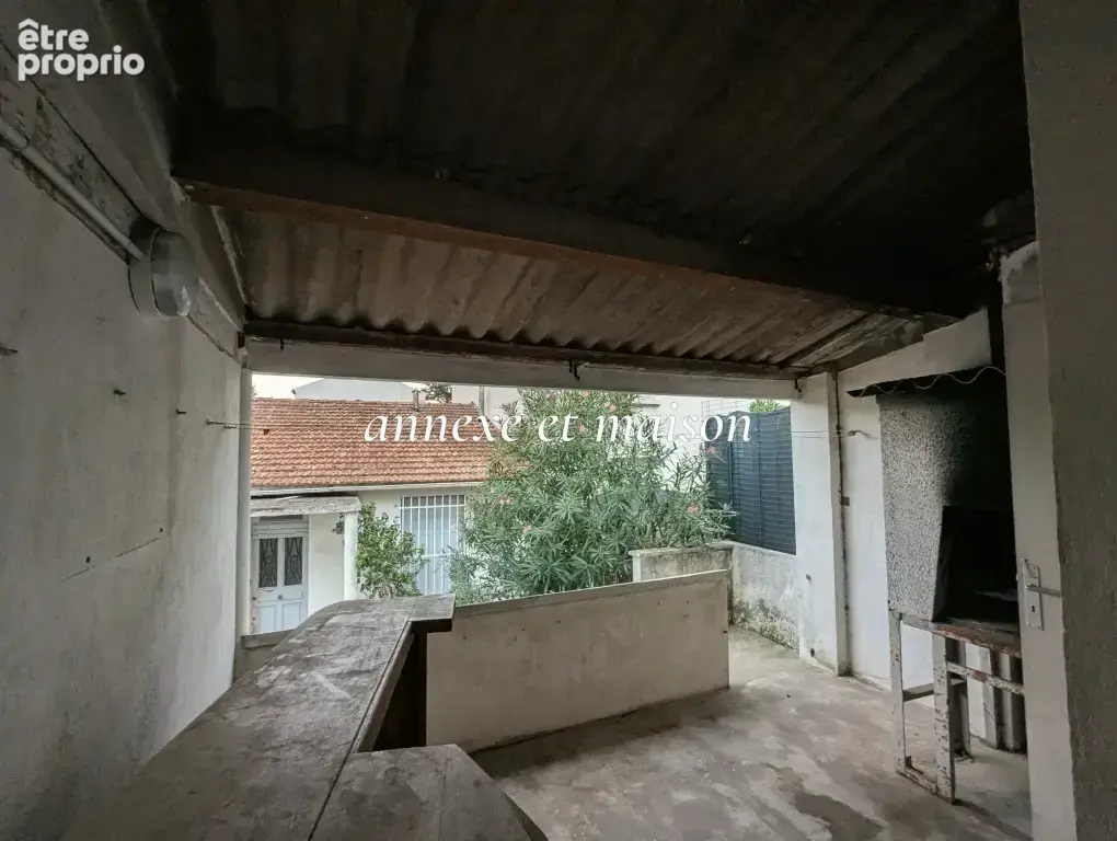 Maison avec garage et terrasse - photo 1