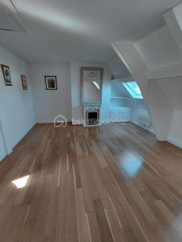 APPARTEMENT 4 chambres , au calme - photo 9
