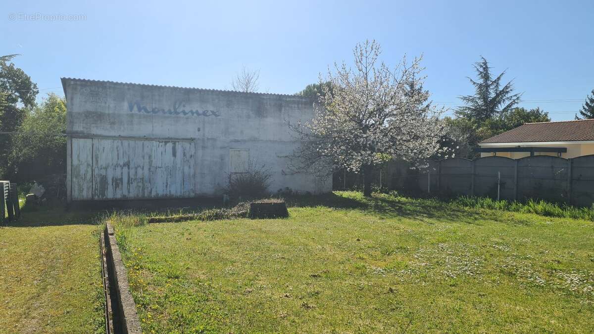 Maison à SAINT-YRIEIX-SUR-CHARENTE