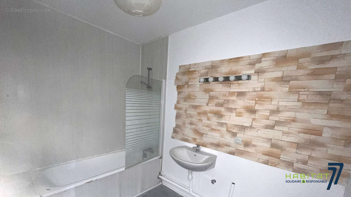 Appartement à MAGNY-LE-HONGRE