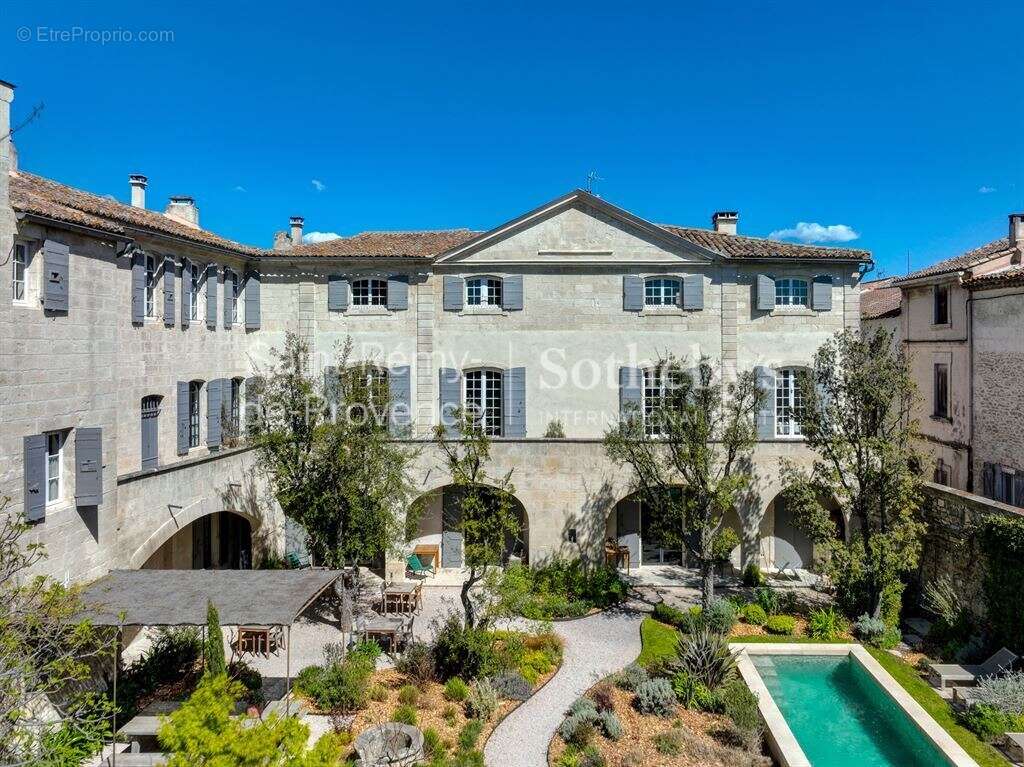 Maison à SAINT-REMY-DE-PROVENCE