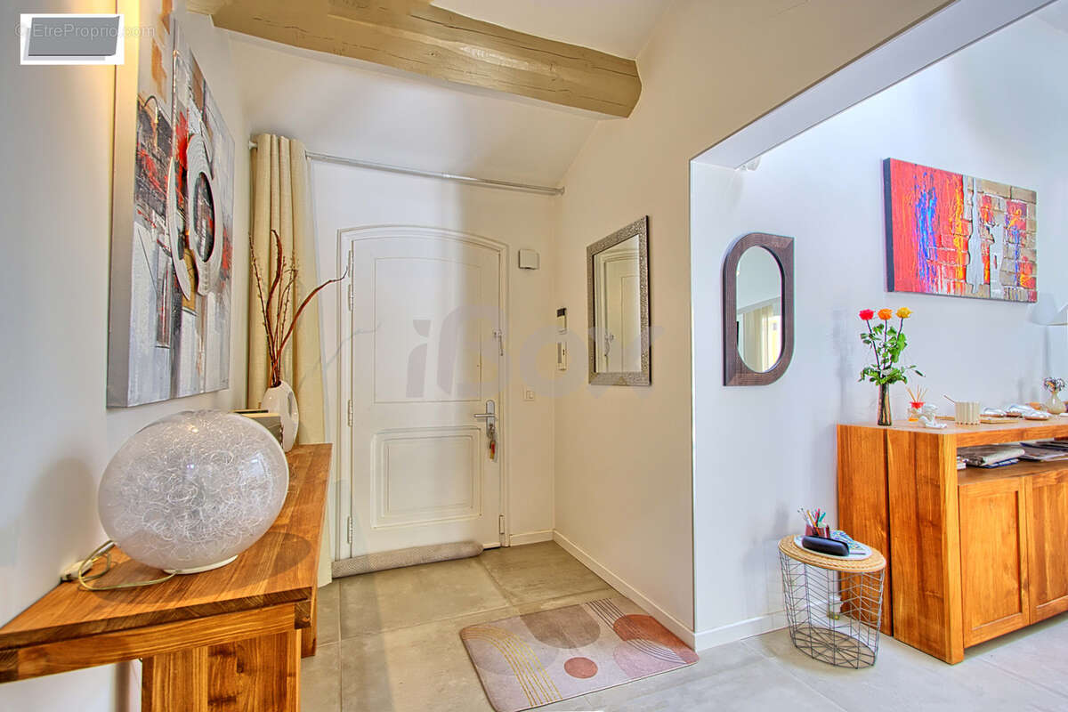 Maison à CARQUEIRANNE