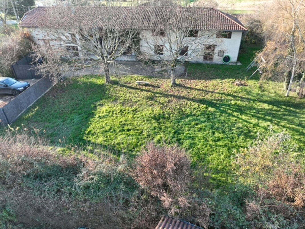 Maison à VONNAS