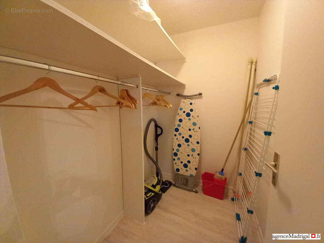 Appartement à RIVES