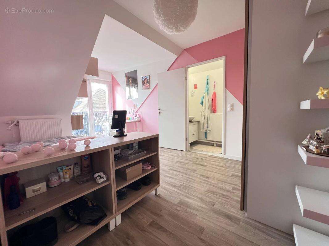 Appartement à ELANCOURT