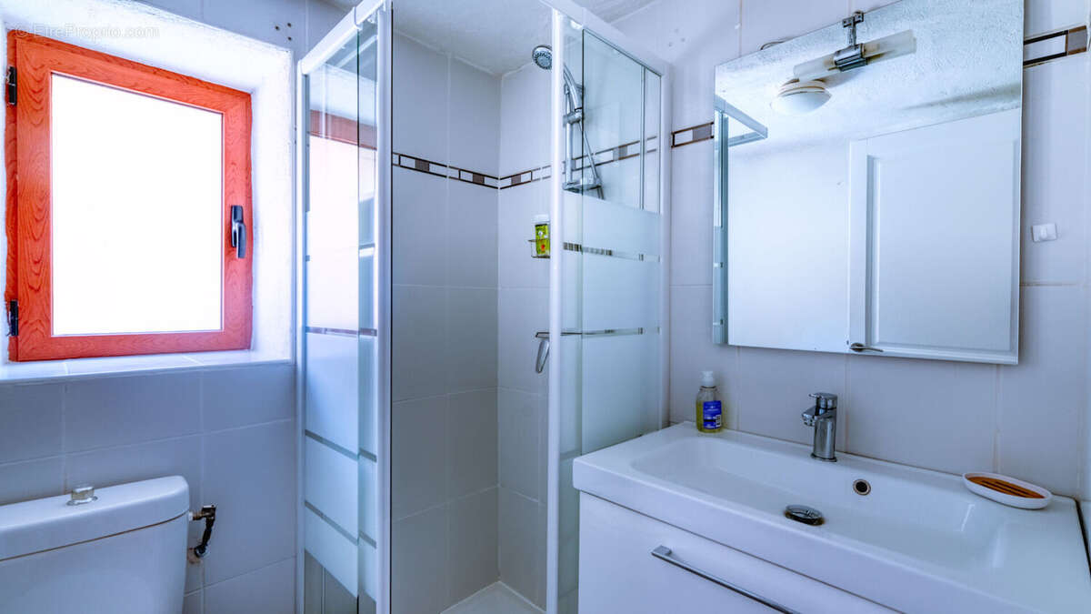 Maison à SAN-MARTINO-DI-LOTA