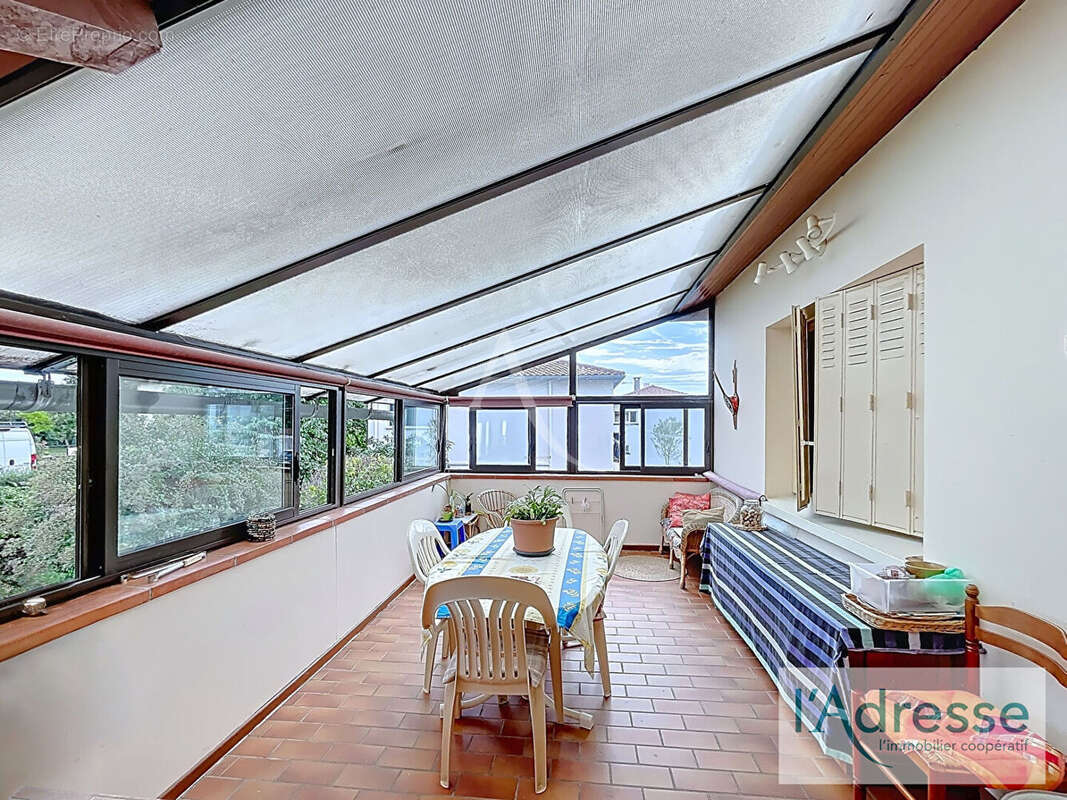 Maison à BRUGUIERES