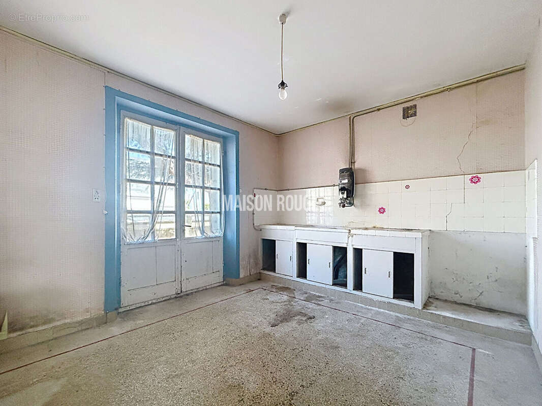 À VENDRE Dinard / Saint-Énogat  Maison à rénover avec beau potentiel - photo 10