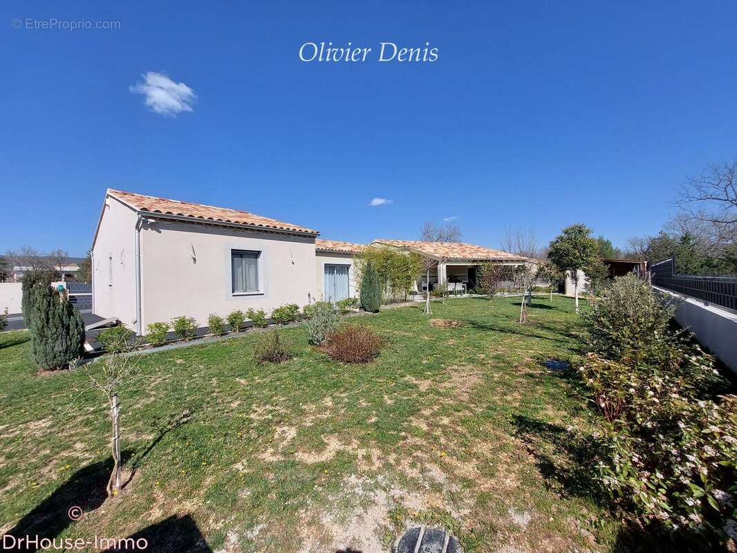 Maison à SAINT-SATURNIN-LES-APT