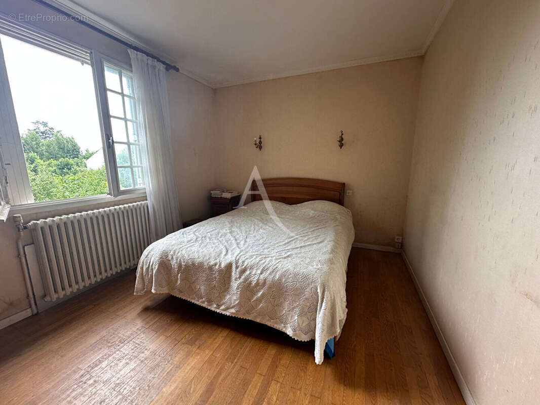 Maison à rénover 4 chambres à vendre en plein centre d'Aizenay - photo 4