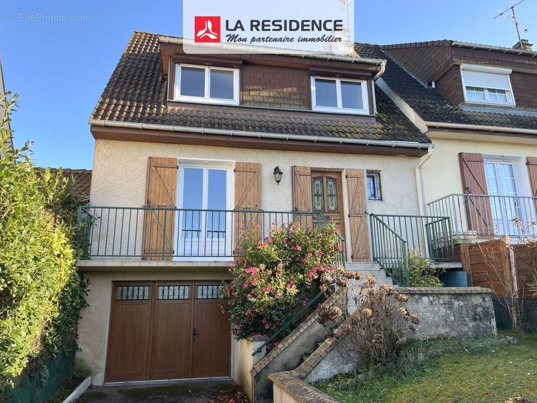 Maison à MAGNANVILLE