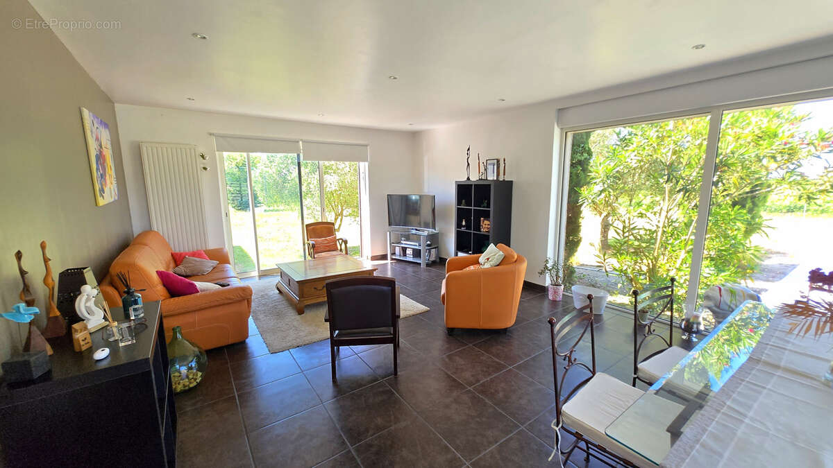 Maison à PUISSEGUIN