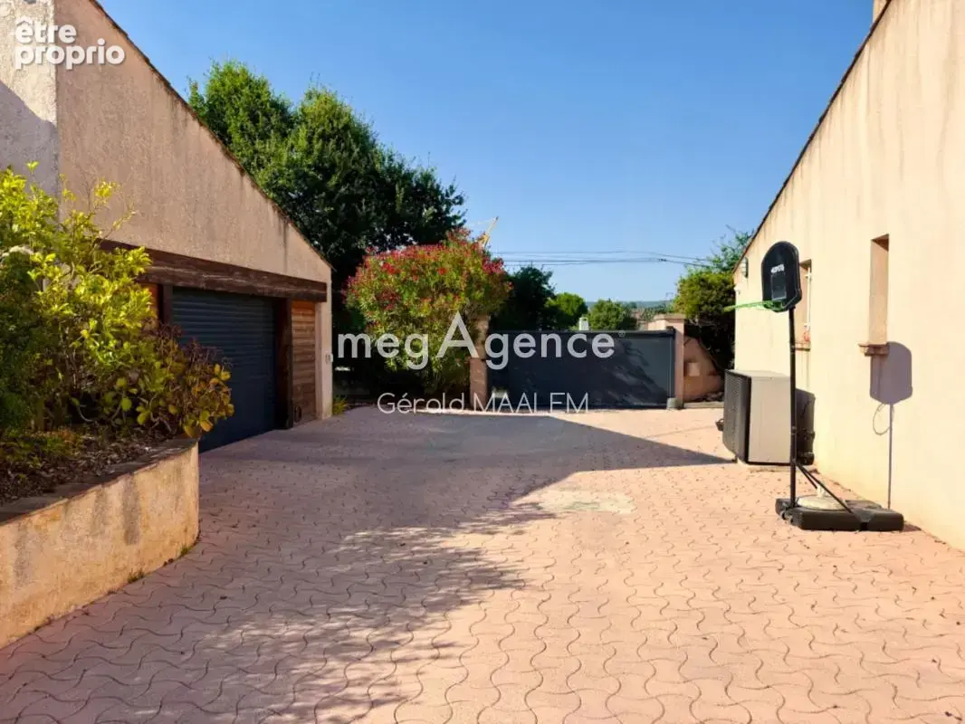 Maison de 140m² avec garage et piscine à Roquebrune-sur-Argens - photo 19