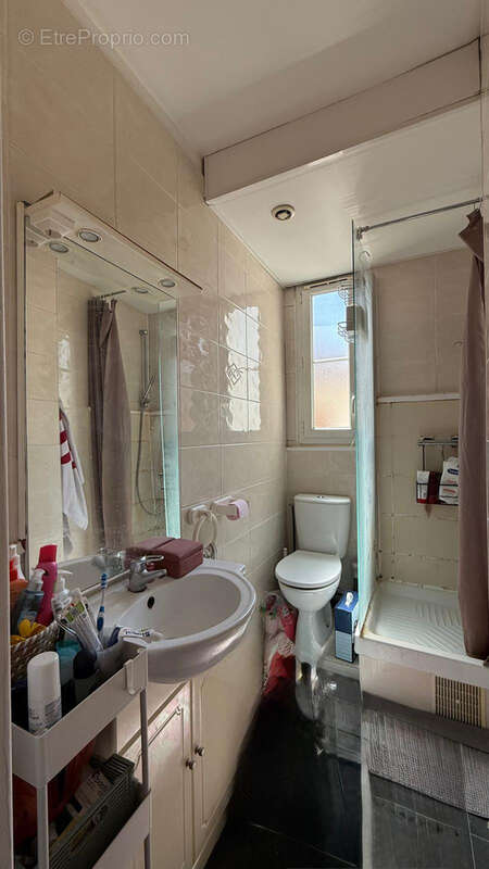 Appartement à PARIS-11E