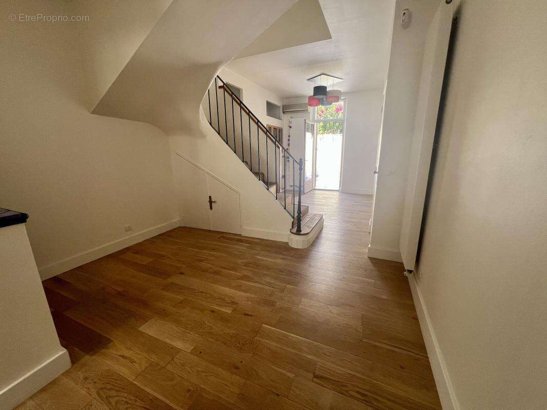 Appartement à MARSEILLE-16E