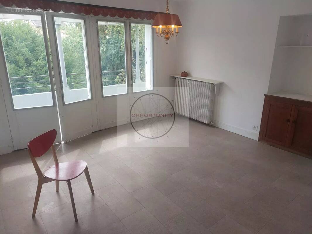 Maison à MONTREUIL