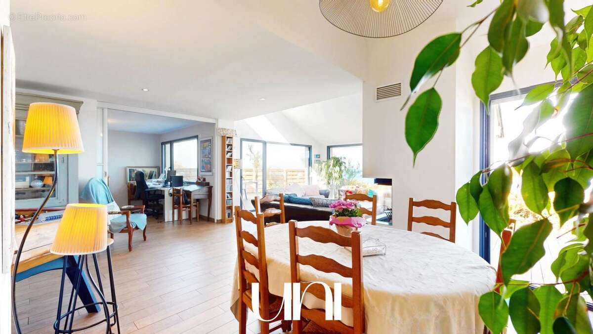 Maison à LUC-SUR-MER