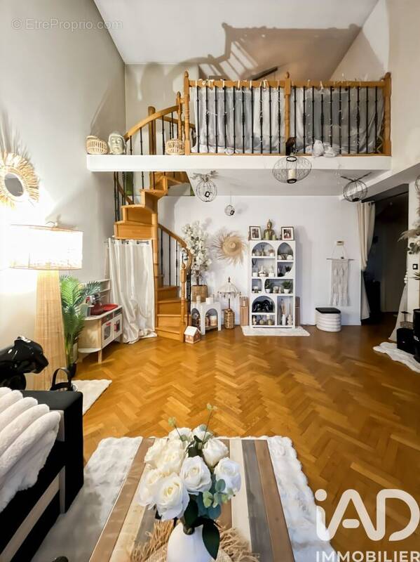 Photo 1 - Appartement à BRIE-COMTE-ROBERT