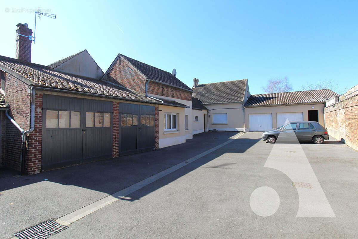 Appartement à LONGUEIL-SAINTE-MARIE