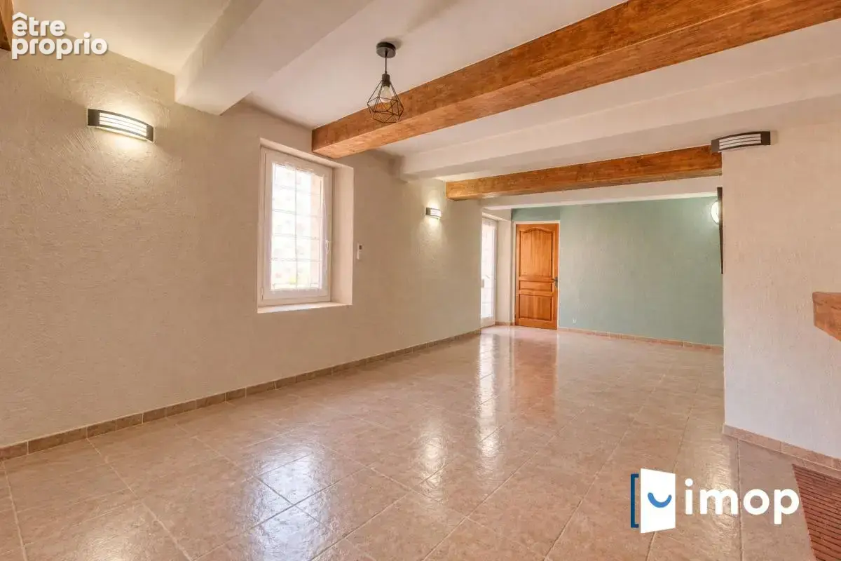 Maison de ville avec extérieur - photo 4