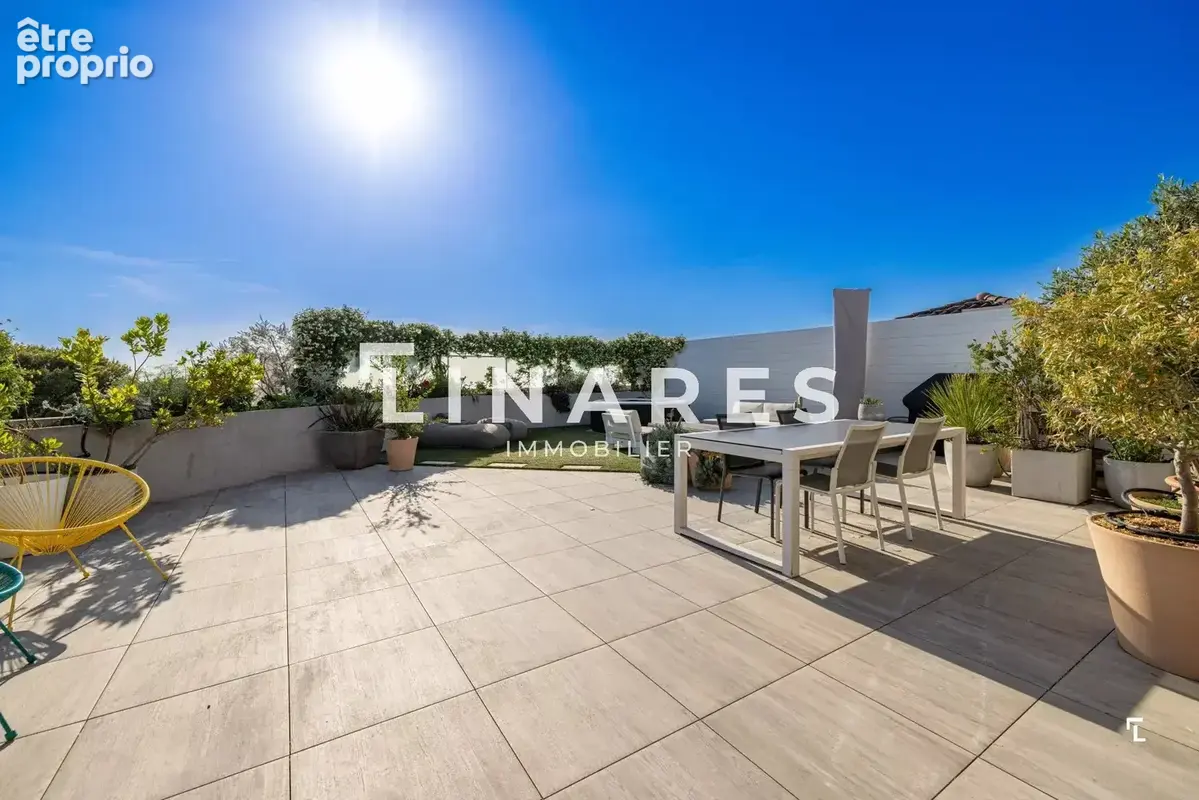 UNE VILLA SUR LE TOIT - Appartement duplex 145m2 - Terrasse ciel ouvert 100m2 - 13012 SAINT JULIEN - photo 14