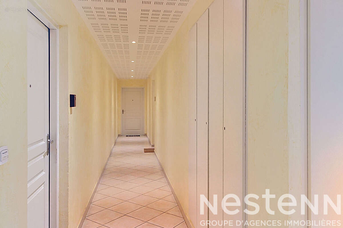 Appartement à SALERNES