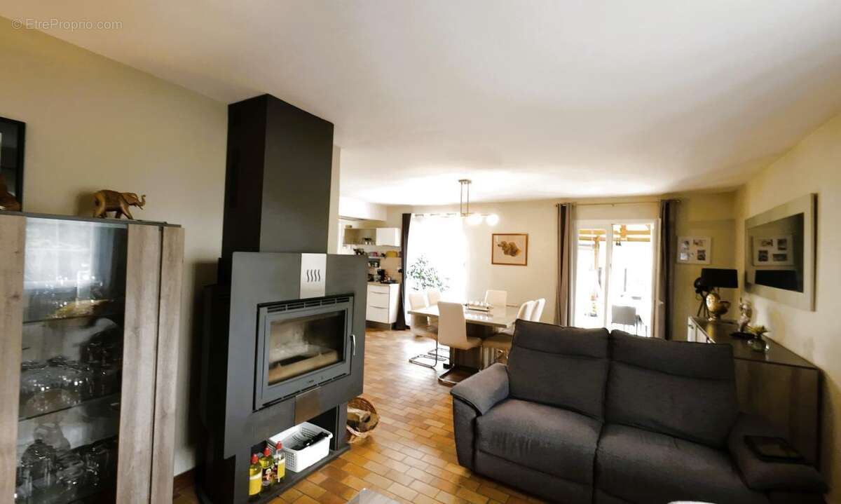 Maison à AVREMESNIL