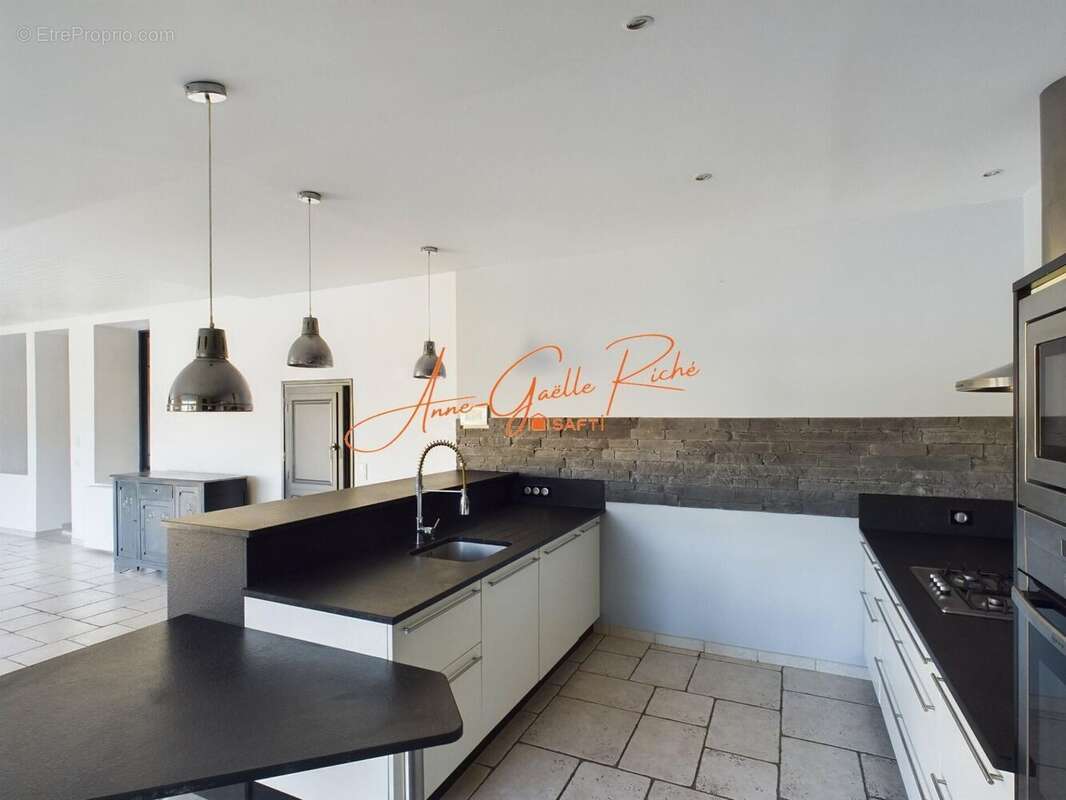 Photo 3 - Maison à ECHILLAIS