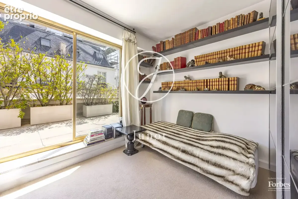 Paris 7e - GROS CAILLOU - Appartement - 4 pièces - 70,79m² Carrez - 2 chambres - Étage élevé - Terrasse - Parking - photo 13