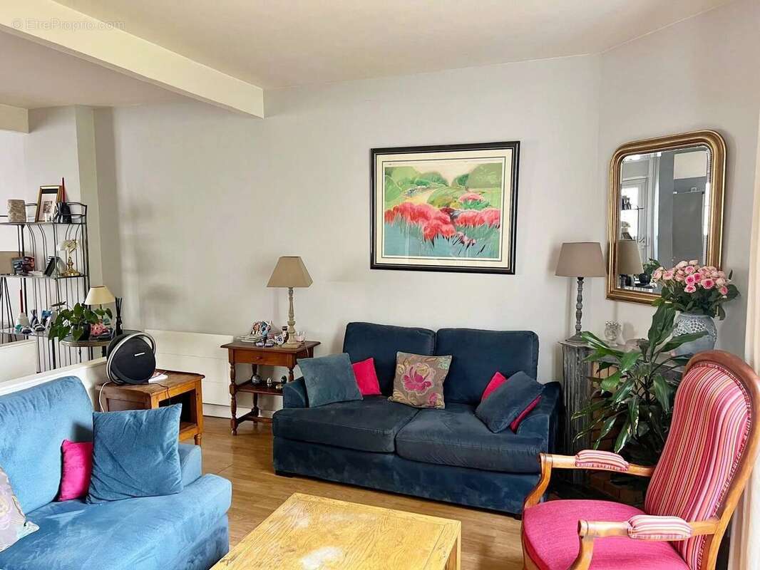 Maison à LE PERREUX-SUR-MARNE