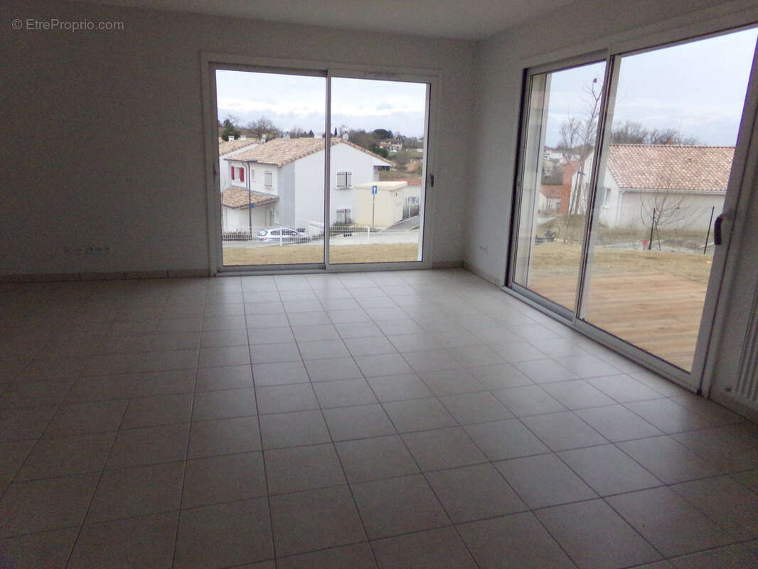 Maison à PECHBONNIEU