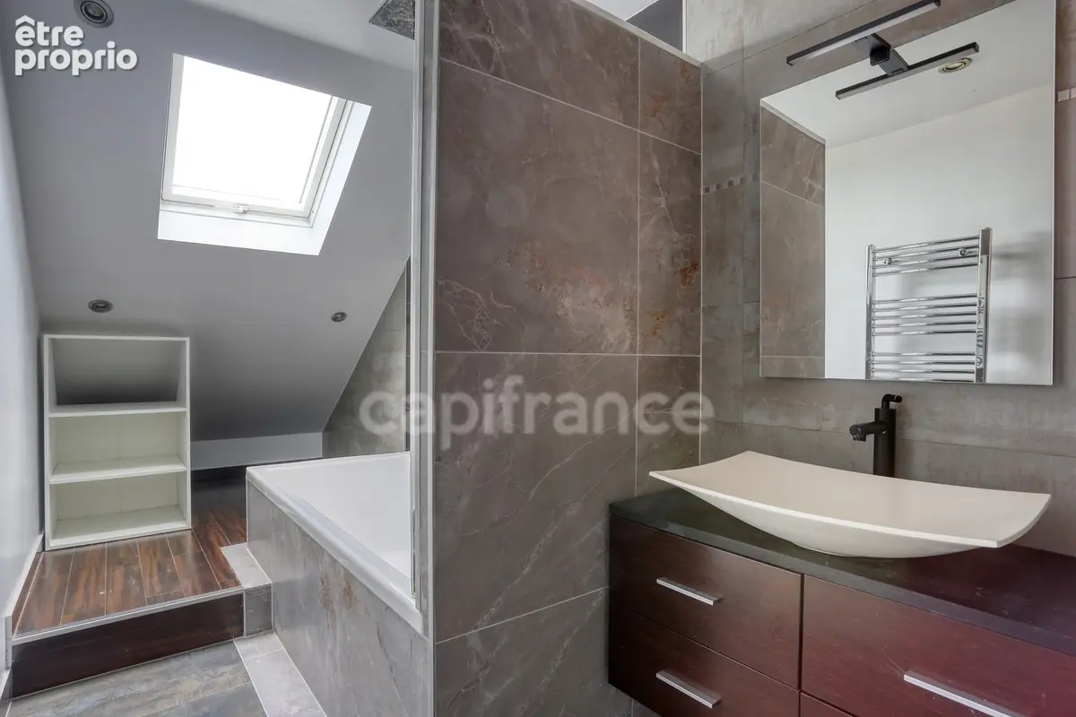 Maison familiale d'environ 140 m² – 4 chambres – Séjour cathédrale – Jardin – Longjumeau - photo 16
