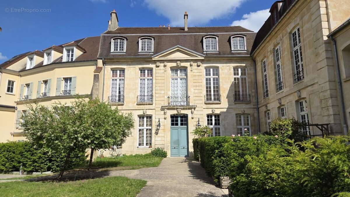 Appartement à MANTES-LA-JOLIE