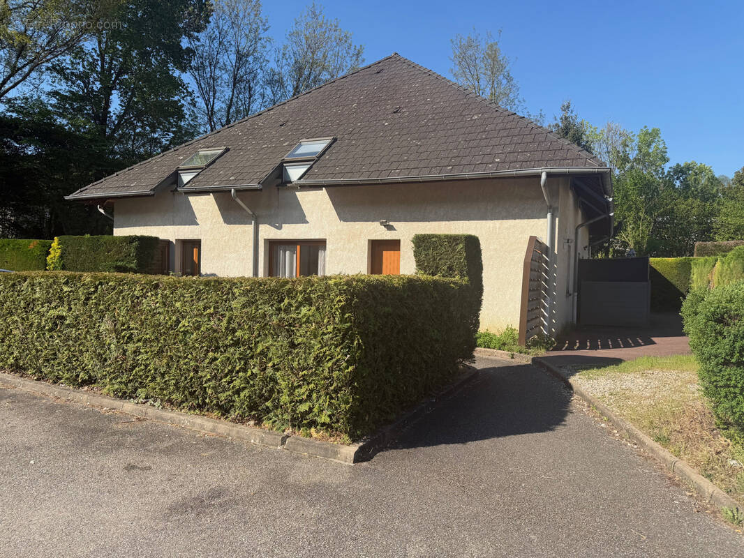 Maison à CHALLES-LES-EAUX