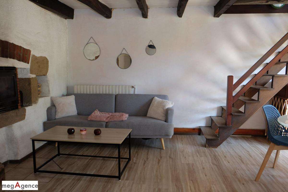 Maison à SAINTE-FEREOLE