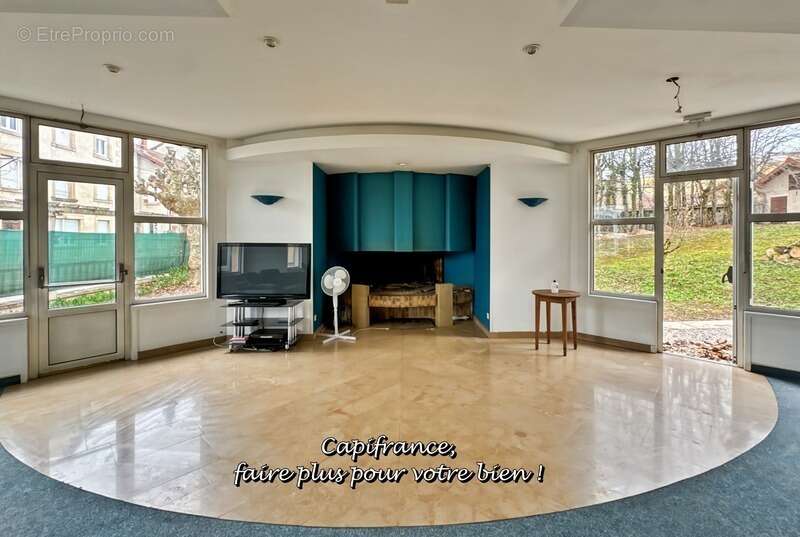 Maison à LA CLAYETTE