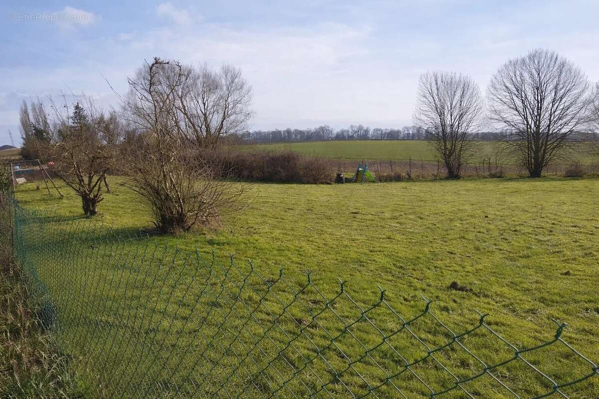 Maison à BOISCOMMUN