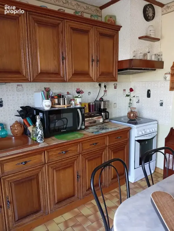 Maison 5 pièces 77 m² à vendre à Chef-Boutonne (79110) - photo 2