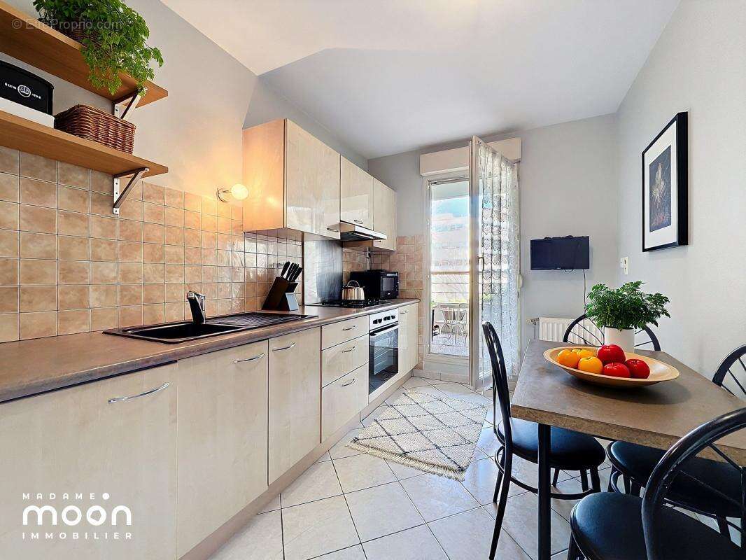 Appartement à LYON-8E